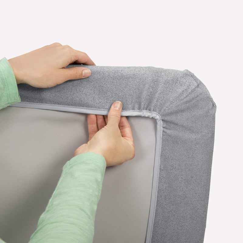 Chicco LullaGo Bassinet Sheet - Soft Stripe Grey - Image 3